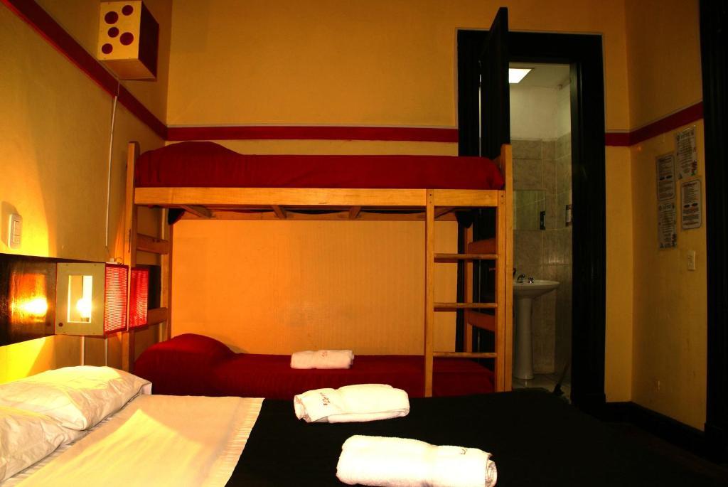 Hostel La Casona De Don Jaime 2 And Suites Hi Rosario Room photo
